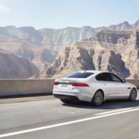 Jaguar XF - Official pictures and details