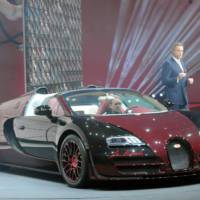 The first and the last Bugatti Veyron have shared the same stage in Geneva