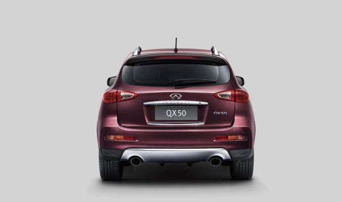 2016 Infiniti QX50 facelift detailed