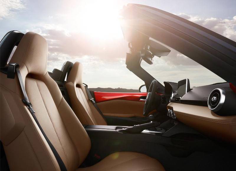 2016 Mazda MX-5 Launch Edition unveiled