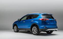 2016 Toyota RAV4 Hybrid unveiled