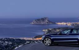 Mercedes C-Class receives 4Matic and new improvements