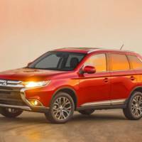 Mitsubishi Outlander facelift - Official pictures and details