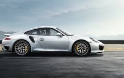 Porsche 911 Turbo S tested on track