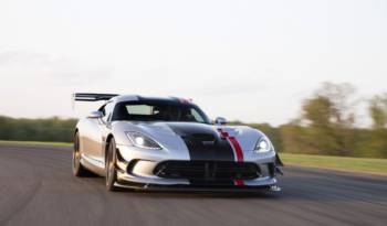 2016 Dodge Viper ACR official images and details