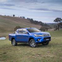 2016 Toyota Hilux officially unveiled