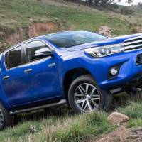 2016 Toyota Hilux officially unveiled
