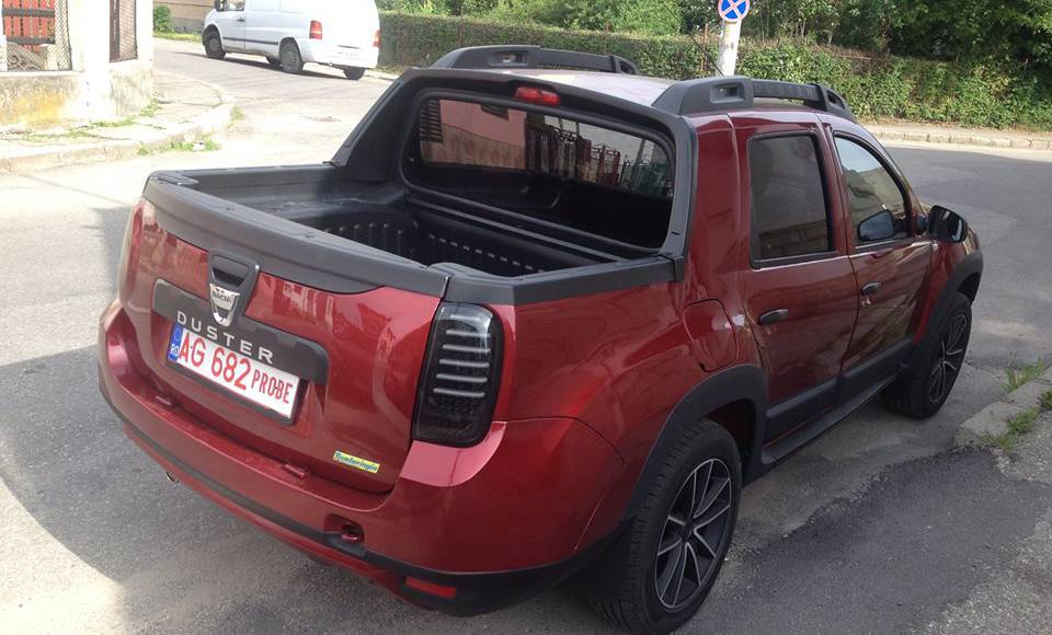 Album photo - Le Dacia Duster 2 décliné en versions pickup, GT ou 3 portes  ? - Autonews