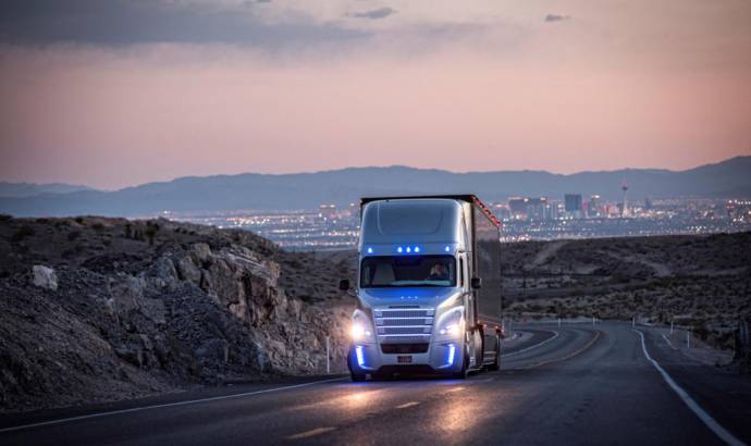 Freightliner Inspiration Truck is first legal autonomous car