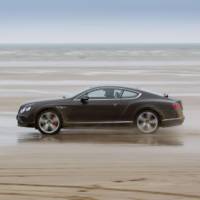 Idris Elba sets new UK land speed record in a Bentley