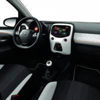 Peugeot 108 Roland Garros Edition unveiled