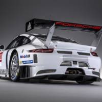 Porsche 911 GT3 R unveiled and ready for track