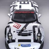 Porsche 911 GT3 R unveiled and ready for track