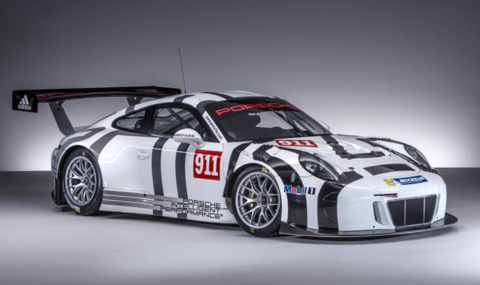 Porsche 911 GT3 R unveiled and ready for track