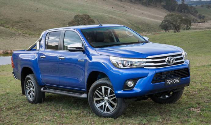 2016 Toyota Hilux officially unveiled