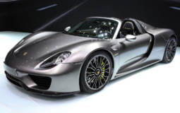 Porsche 918 Spyder recall announced