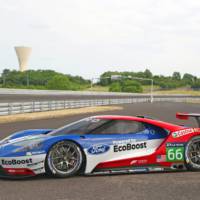 2016 Ford GT race officially revealed