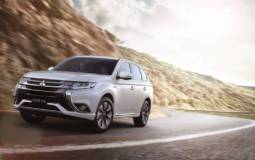 2016 Mitsubishi Outlander PHEV facelift introduced