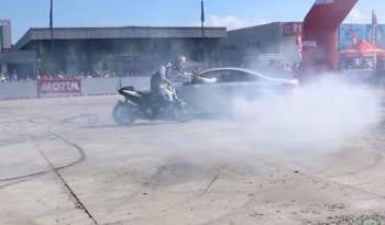 Chris Pfeiffer and Claudiu David shake their hands while drifting (+Video)