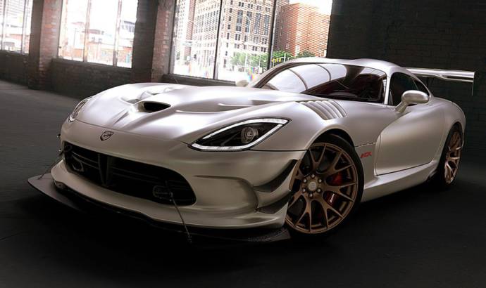 Dodge Viper offered with 8000 colour combinations