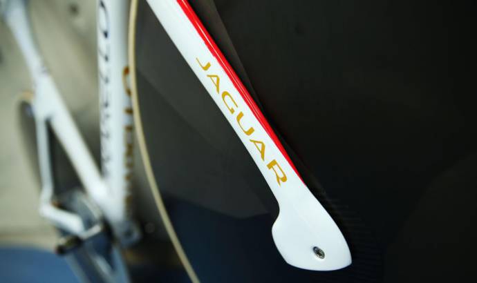 Jaguar helps designing Pinarello Bolide HR bike