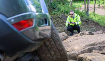 Land Rover offers autonomous solution for three-point turn