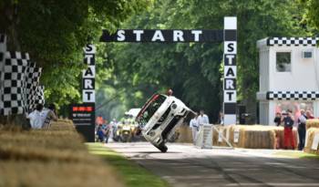 Nissan Juke Nismo RS and Terry Grant set new world record