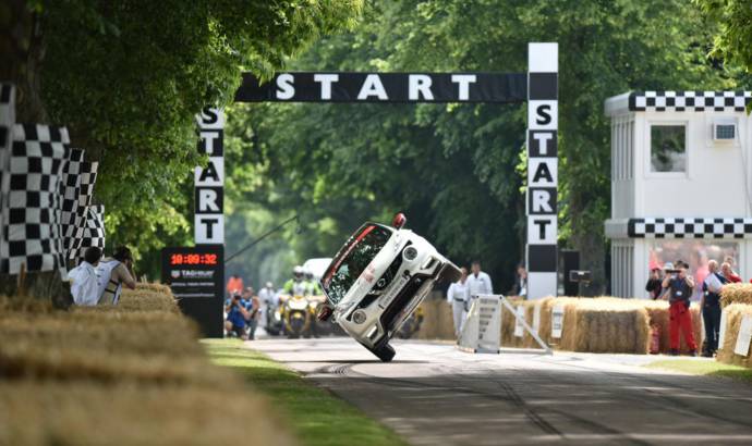 Nissan Juke Nismo RS and Terry Grant set new world record