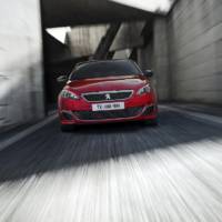 Peugeot 308 GTi revealed