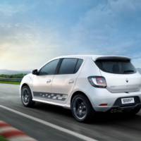 Renault Sandero RS officially unveiled