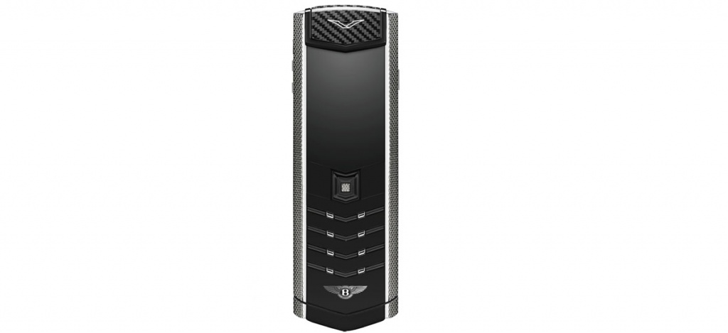 Vertu launches its newest phone at Goodwood: Signature for Bentley