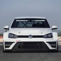 2016 Volkswagen Golf TCR - Official pictures and details