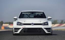 2016 Volkswagen Golf TCR - Official pictures and details