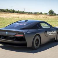 BMW i8 hydrogen fuel cell research vehicle is eco as a tree