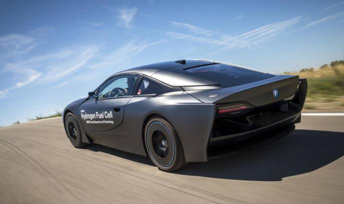 BMW i8 hydrogen fuel cell research vehicle is eco as a tree