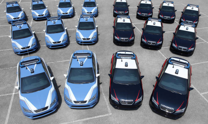 Carabinieri and Polizia Stradale to drive the Seat Leon