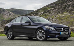 Mercedes sets new half-year record sales
