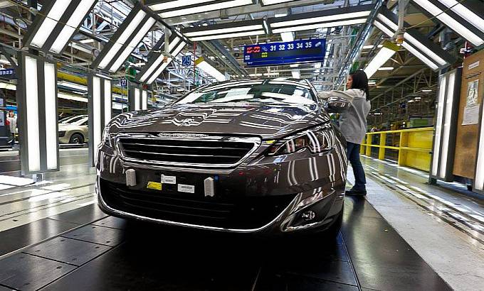 PSA Peugeot-Citroen sales in first half of 2015