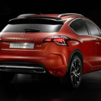 2015 DS 4 facelift and 2015 DS 4 Crossback - Official pictures and details