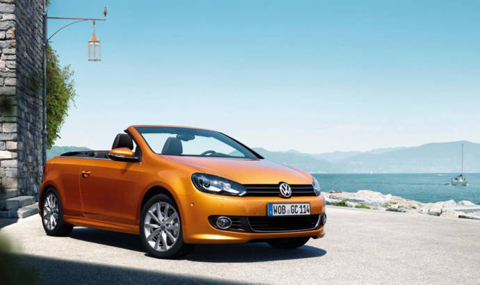 2016 Volkswagen Golf Cabriolet facelifted