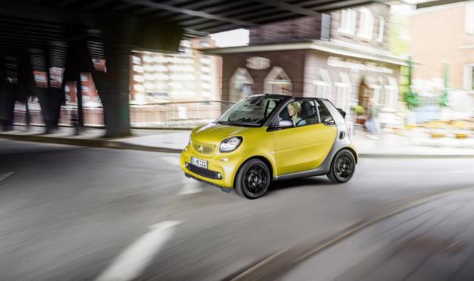 2016 smart fortwo cabrio - Official pictures and details
