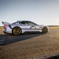 BMW 3.0 CSL Hommage R official photos and info