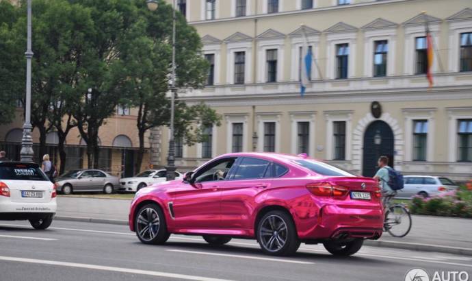 BMW X6 M wrapped in pink