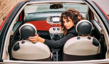 Ella Eyre launches 2016 Fiat 500 in UK