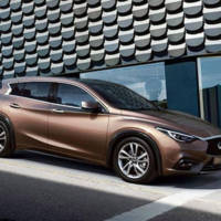 Infiniti Q30 revealed in another photo