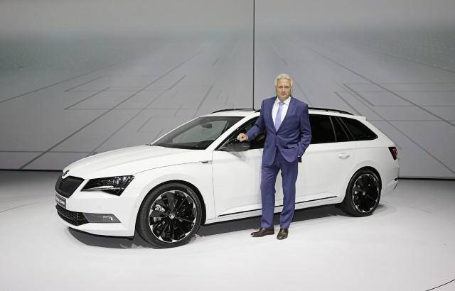 2015 Frankfurt IAA - Skoda Superb Combi SportLine officially showcased