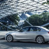 2016 BMW 330e - Official pictures and details