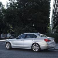 2016 BMW 330e - Official pictures and details