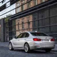2016 BMW 330e - Official pictures and details