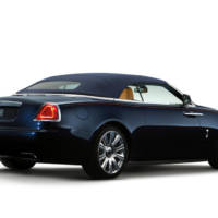 2016 Rolls-Royce Dawn - Official pictures and details